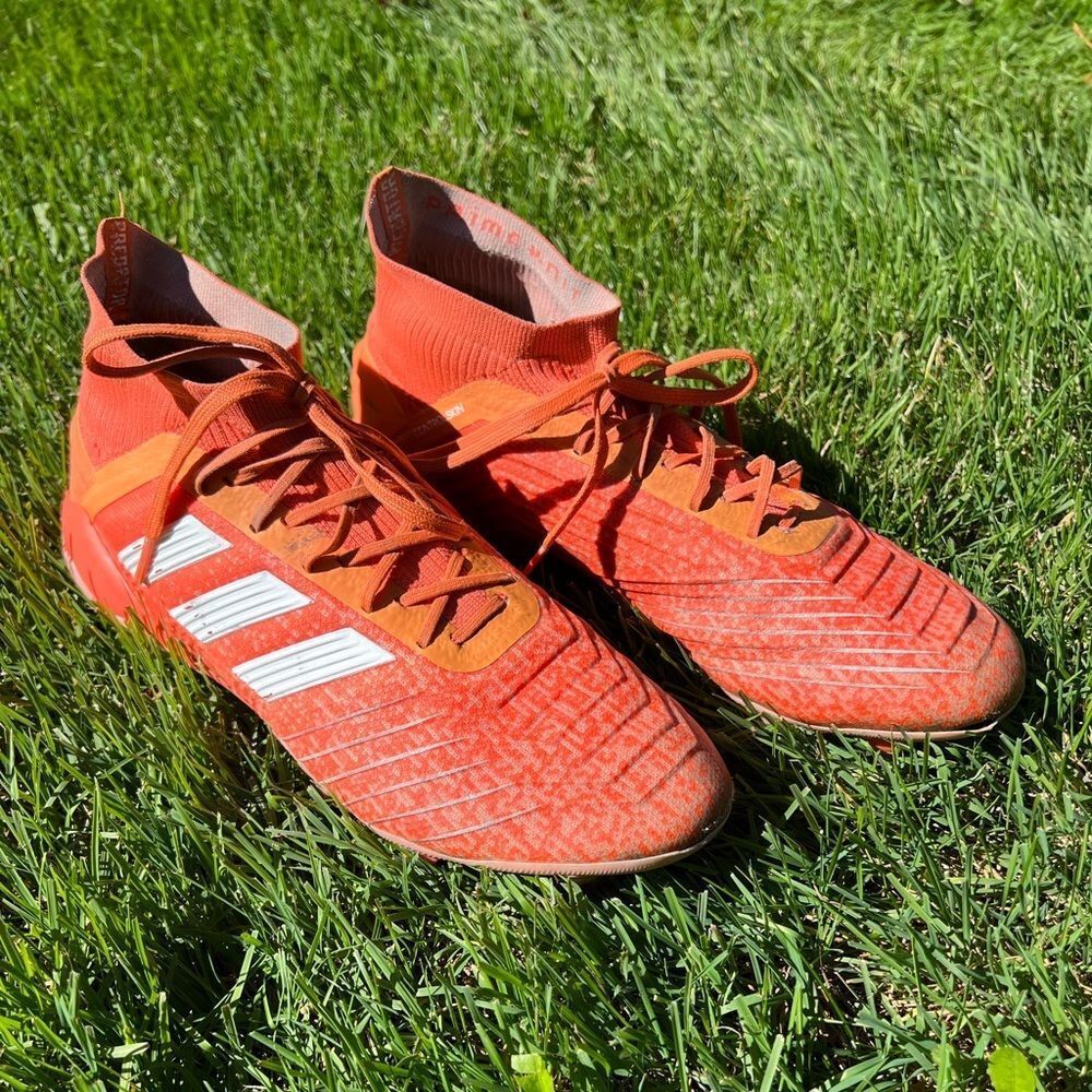 Women’s Adidas Predator 19.1 SG Coral Cleats Sz 10 (Men’s 8)